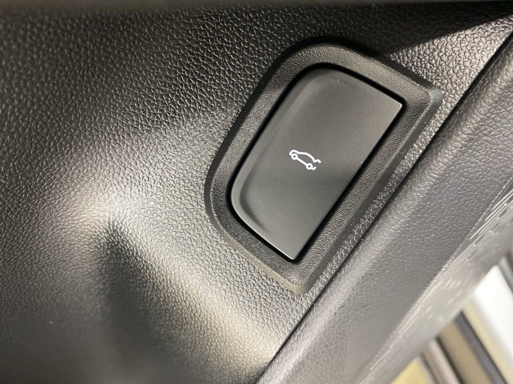 New 2026 Chevrolet Equinox RS w/ Safety and Technology Package image 32