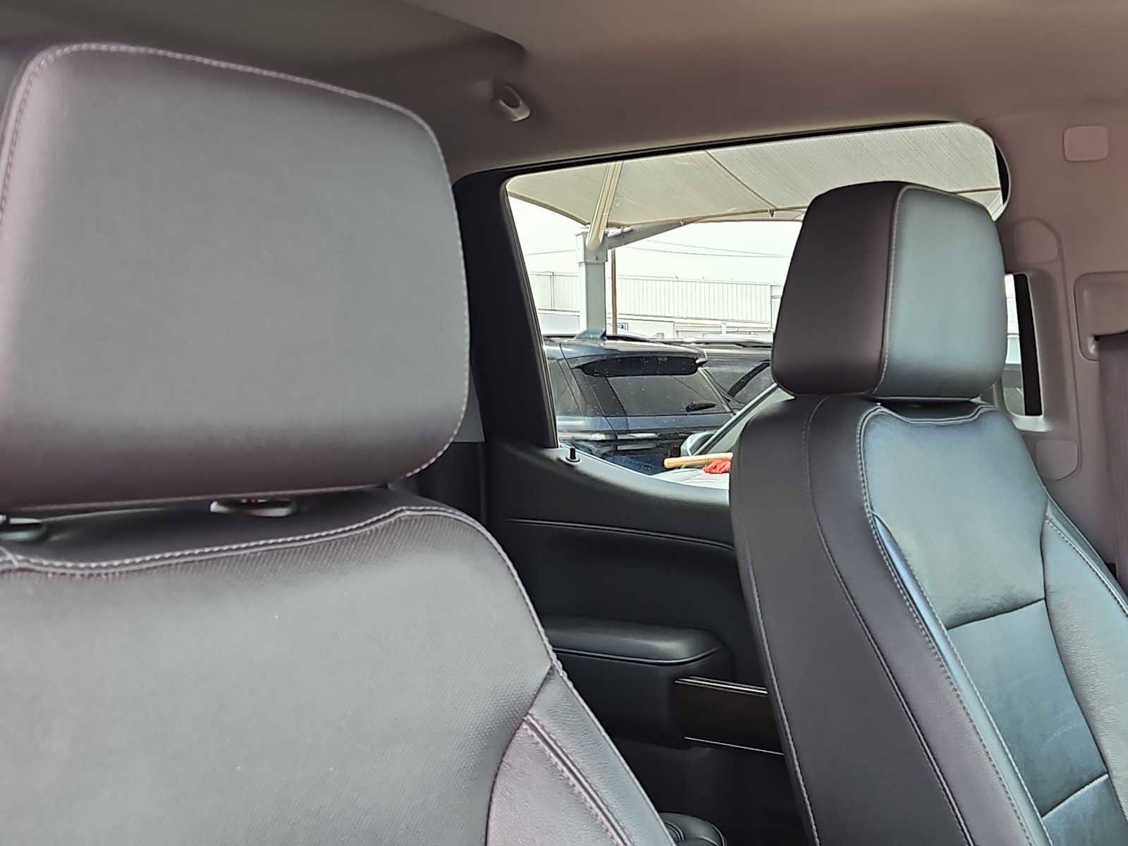 Used 2019 GMC Sierra 1500 SLT image 18