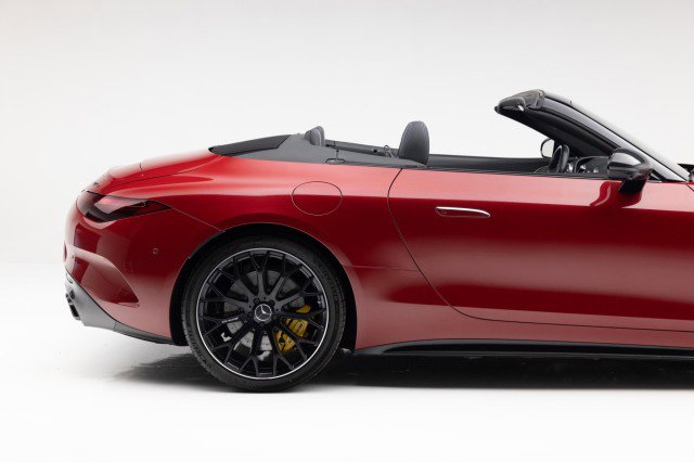 Used 2022 Mercedes-Benz SL 63 AMG 4MATIC image 29