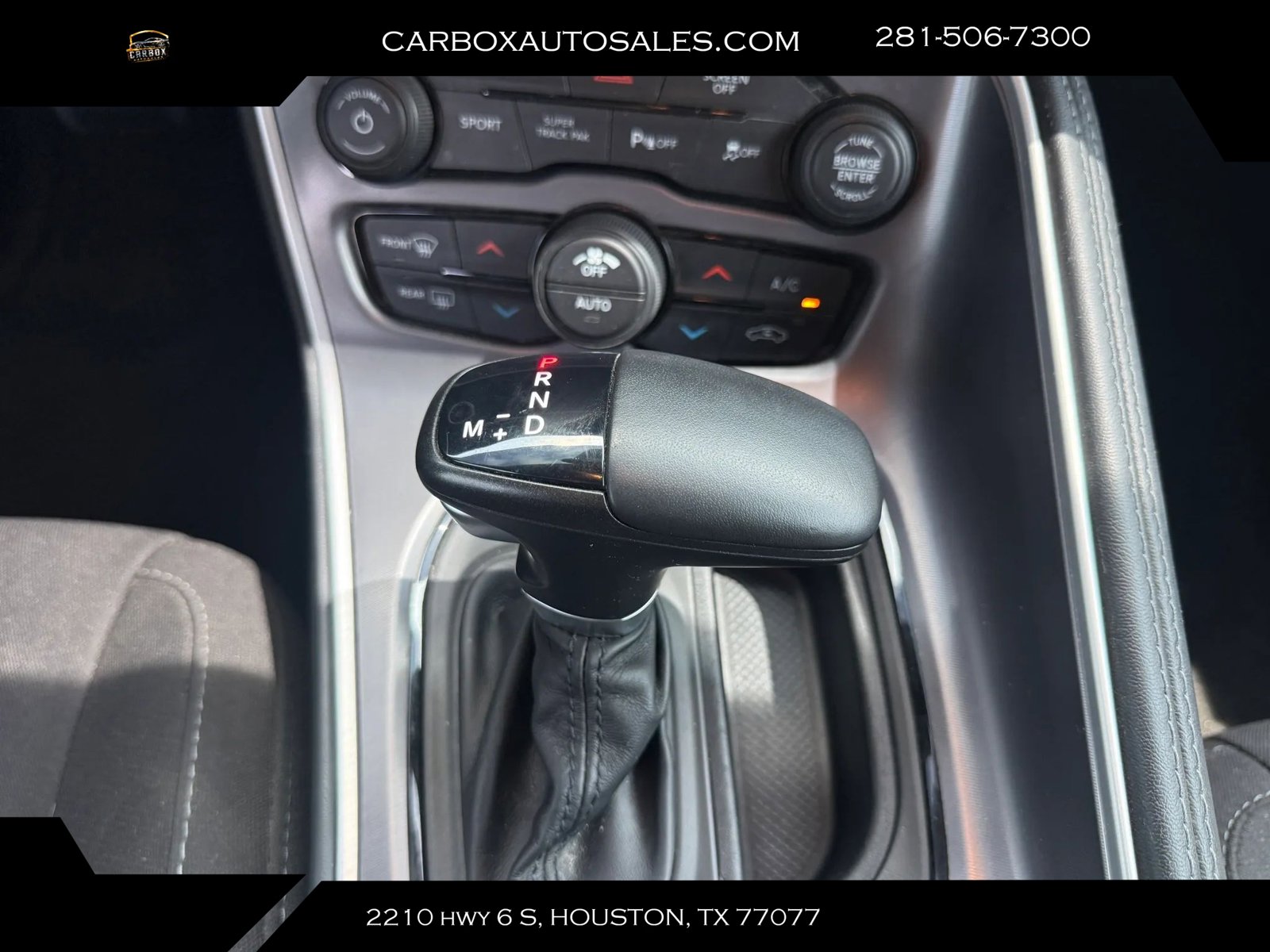 Used 2022 Dodge Challenger R/T w/ Blacktop Package RWD image 14