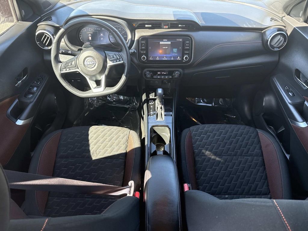 Certified 2023 Nissan Kicks SR w/ Exterior Package image 15