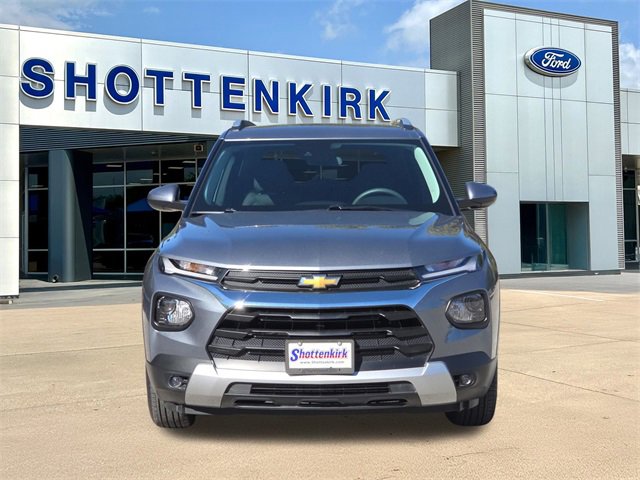 Used 2022 Chevrolet TrailBlazer LT w/ Confidence II Package image 2