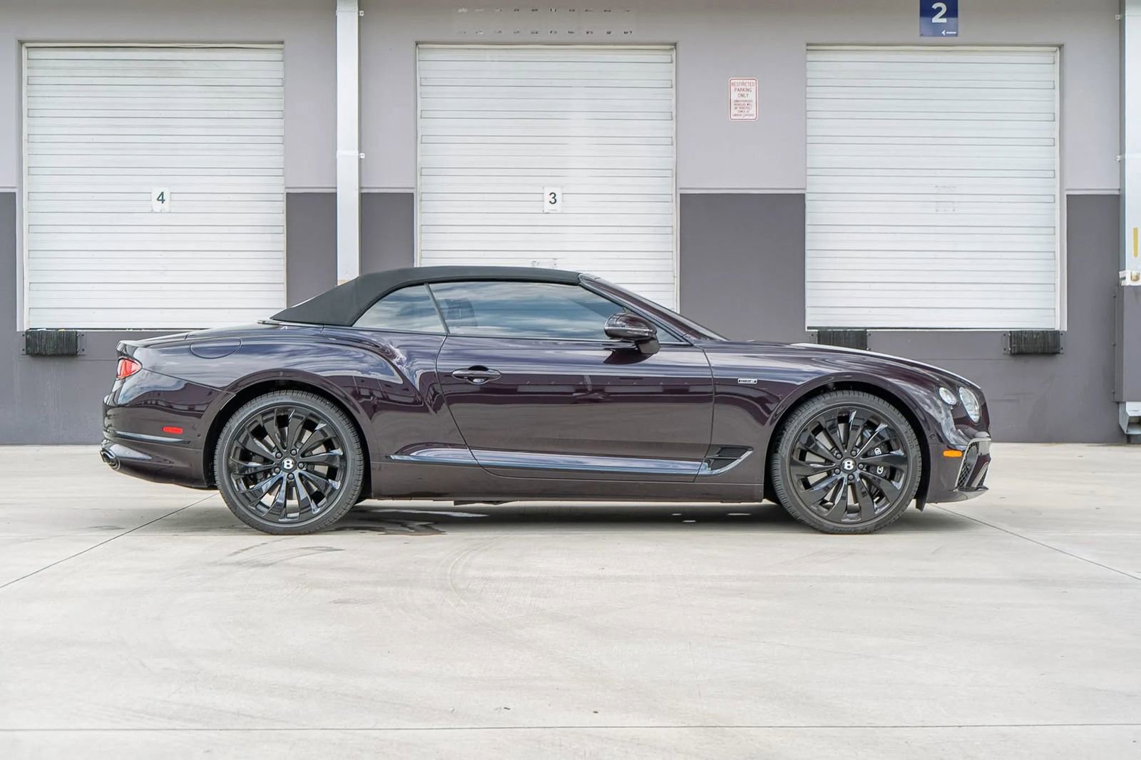 Used 2024 Bentley Continental GT V8 AWD/4WD image 15