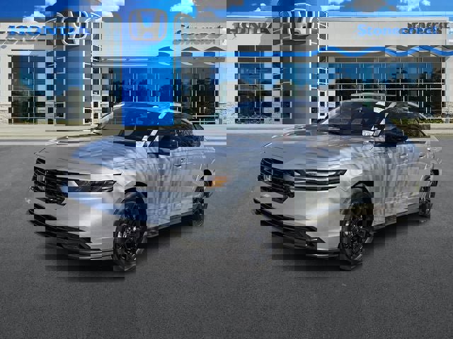 Used 2025 Honda Accord SE image 1