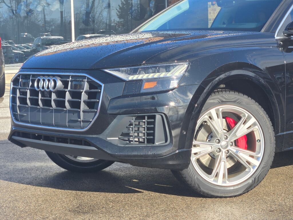 Used 2019 Audi Q8 Prestige w/ Towing Package image 2