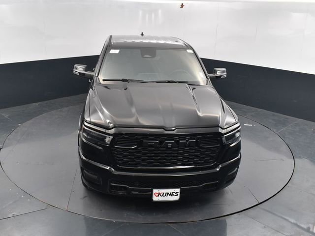 New 2026 RAM 1500 4x4 Crew Cab image 33