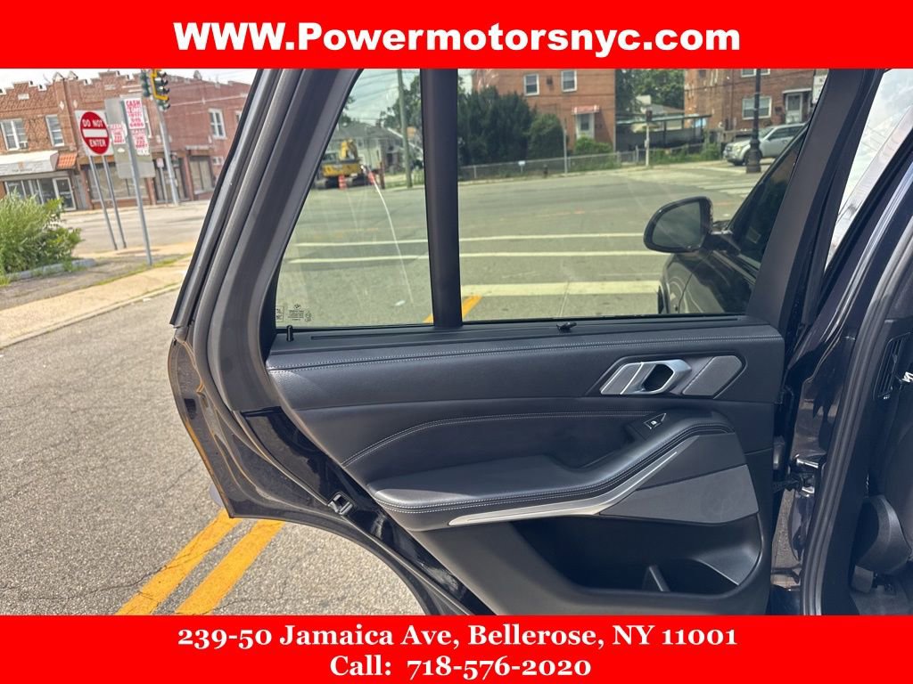 Used 2020 BMW X5 M50i w/ Premium Package image 26