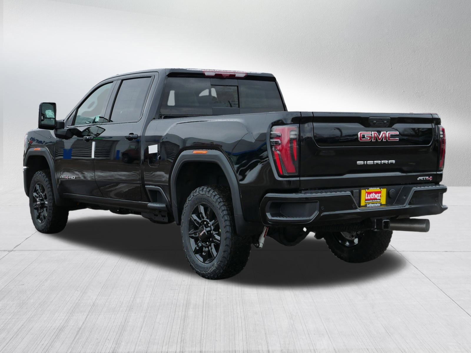 New 2026 GMC Sierra 2500 AT4 w/ AT4 Premium Plus Package image 3