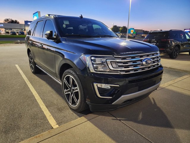 Used 2020 Ford Expedition Limited w/ Special Edition Package AWD/4WD image 3