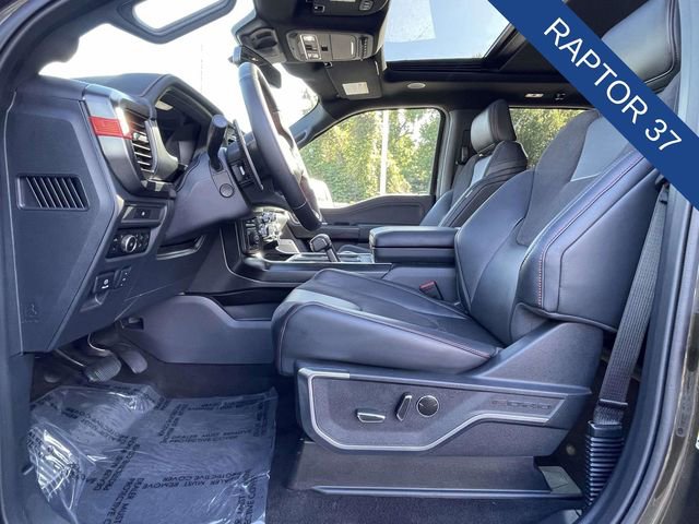 Used 2025 Ford F150 Raptor AWD/4WD image 11