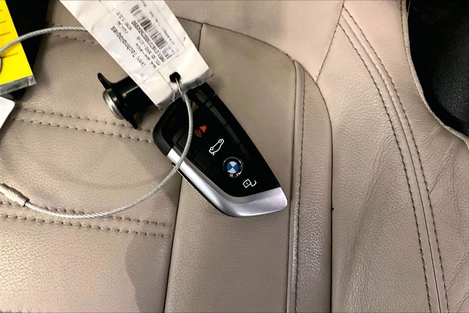 Used 2021 BMW X4 M40i w/ Executive Package AWD/4WD image 14