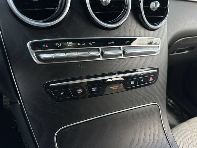 Used 2020 Mercedes-Benz GLC 43 AMG 4MATIC image 30