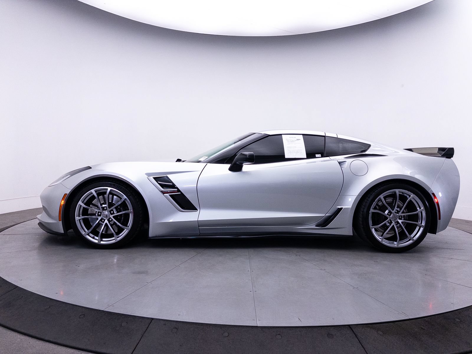 Used 2017 Chevrolet Corvette Grand Sport RWD image 40