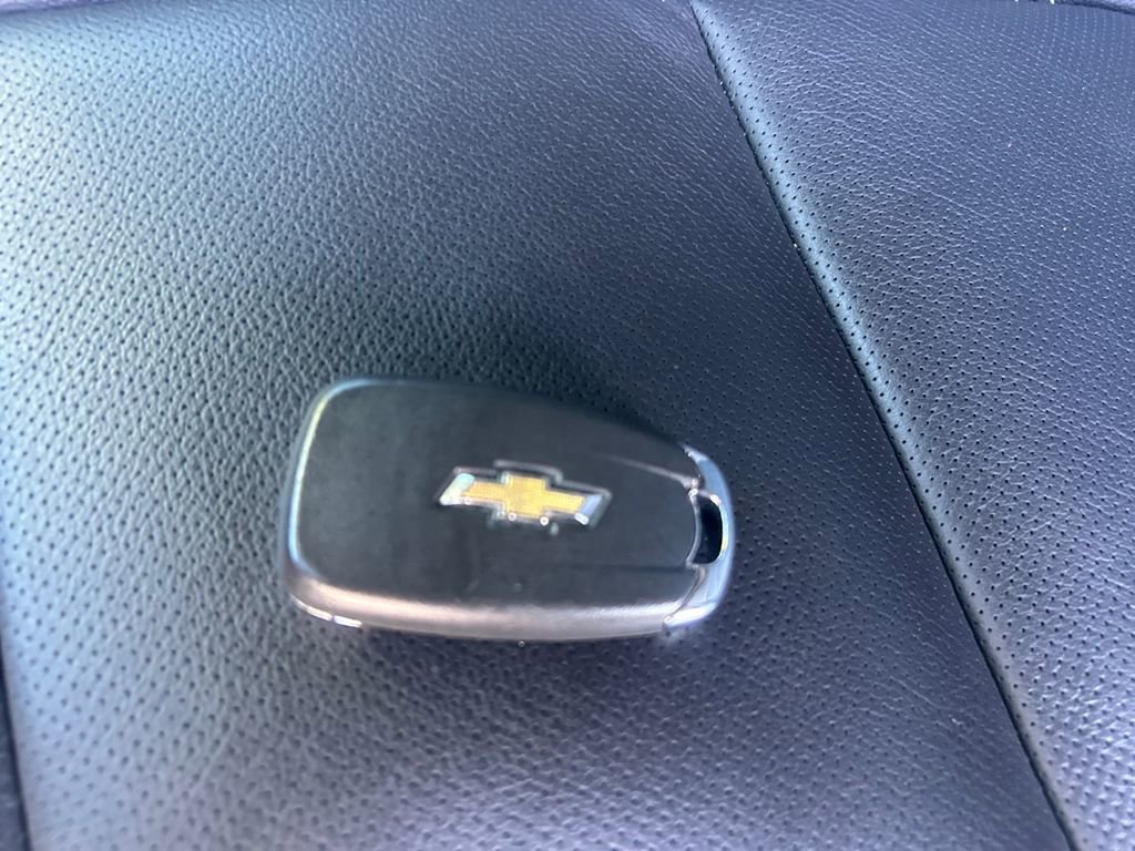 Used 2023 Chevrolet Traverse Premier AWD/4WD image 31