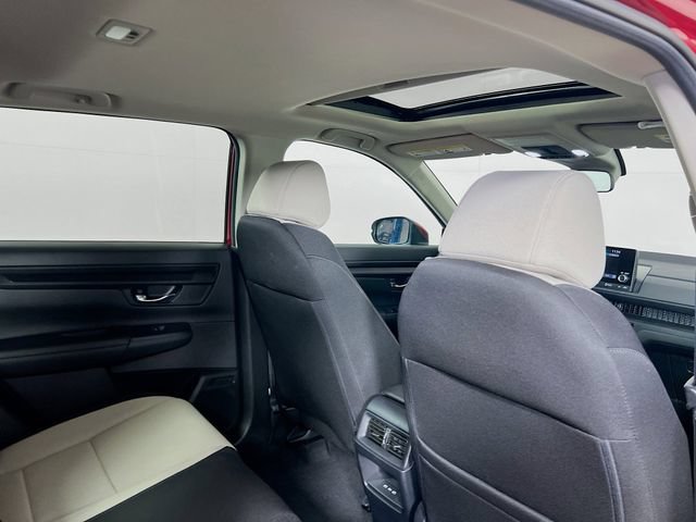Used 2025 Honda CR-V EX image 9