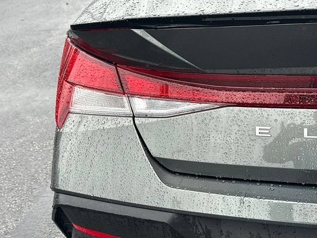 Used 2026 Hyundai Elantra Sport FWD image 12