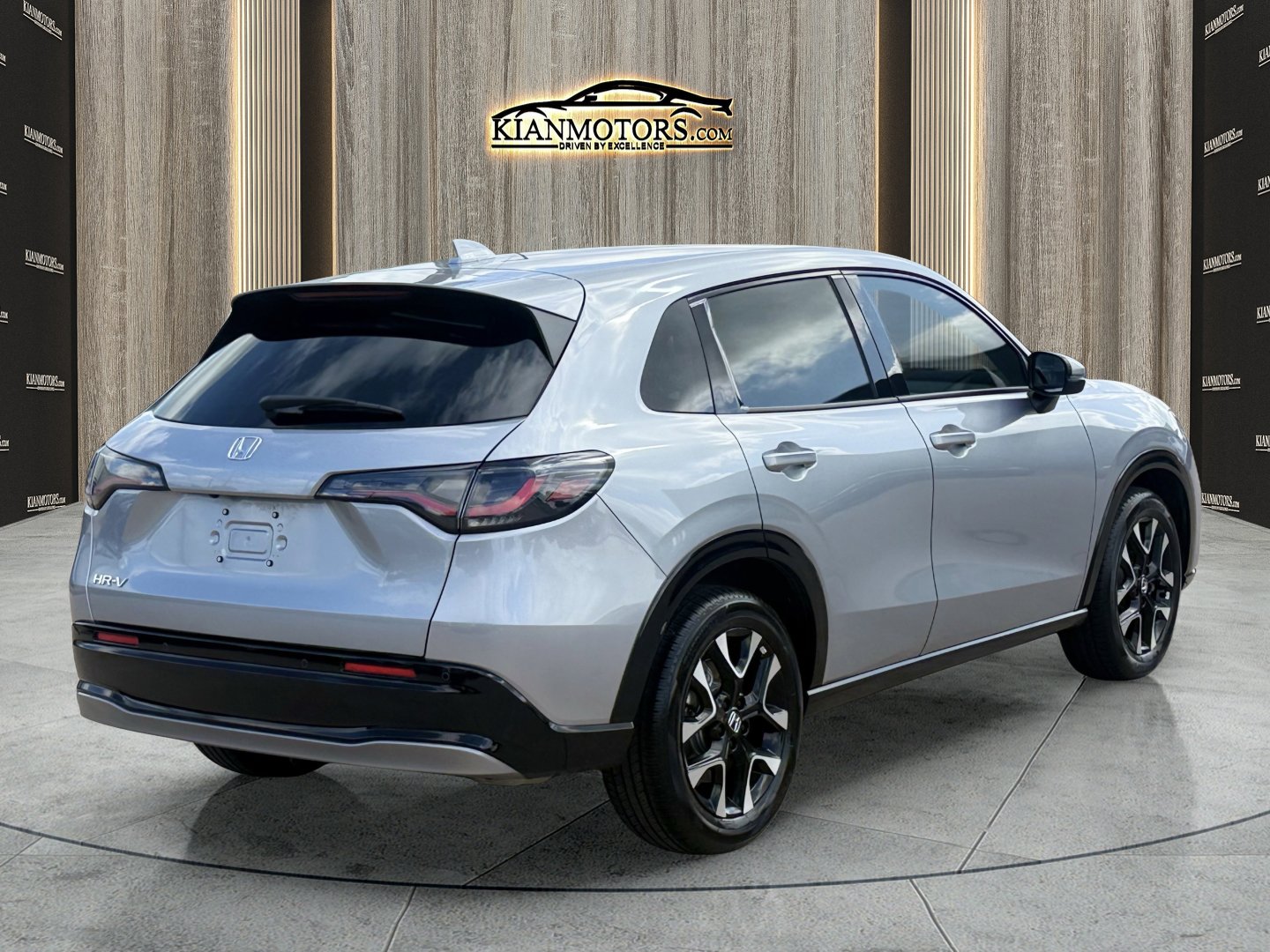 Used 2026 Honda HR-V EX-L image 12