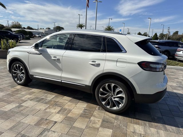 Certified 2021 Lincoln Nautilus Reserve w/ Equipment Group 201A image 4