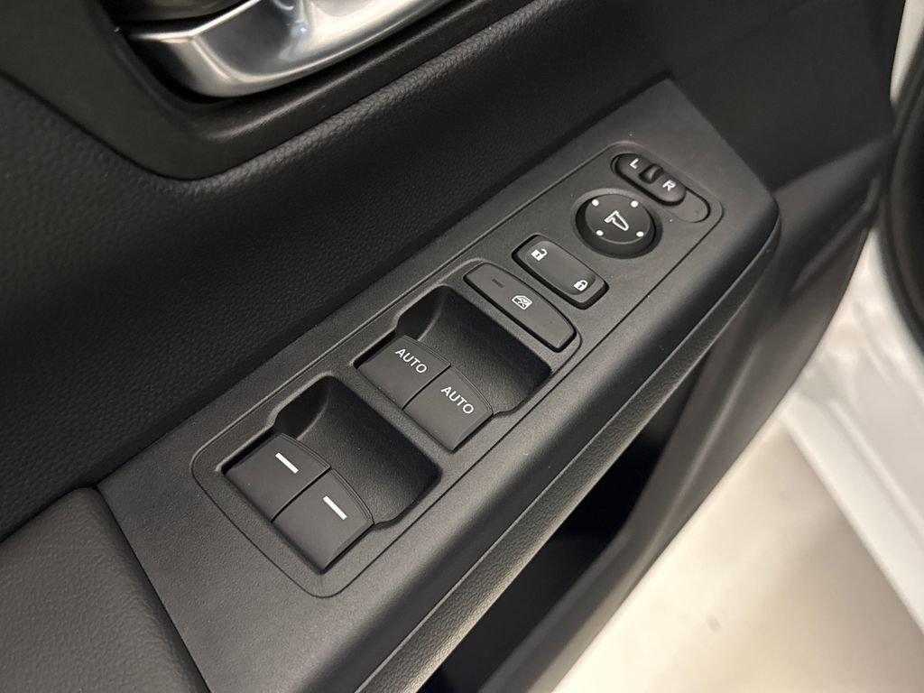 Certified 2025 Honda CR-V EX image 21
