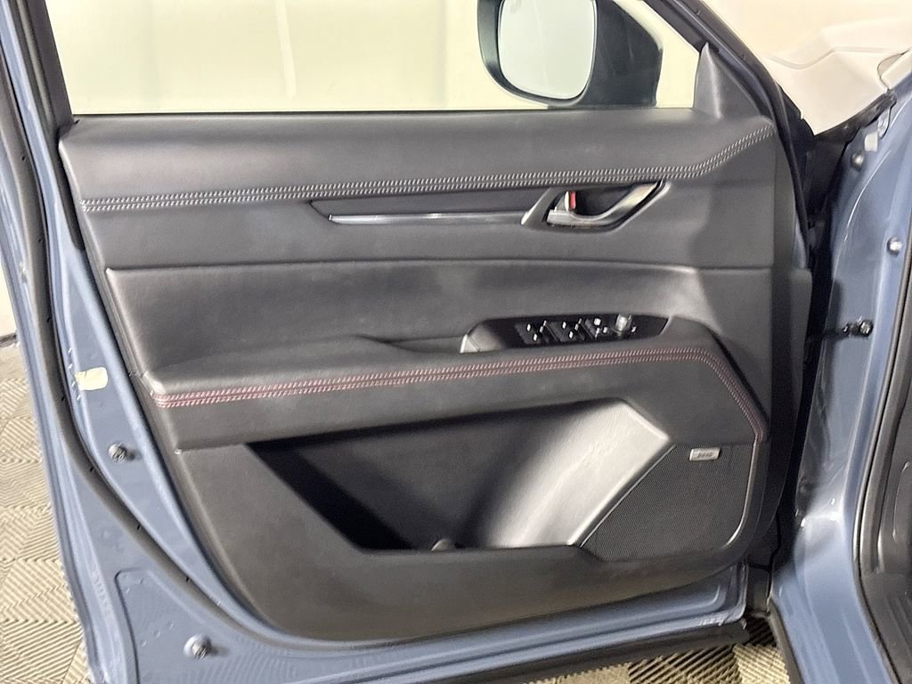 Used 2024 MAZDA CX-5 Carbon Edition image 10