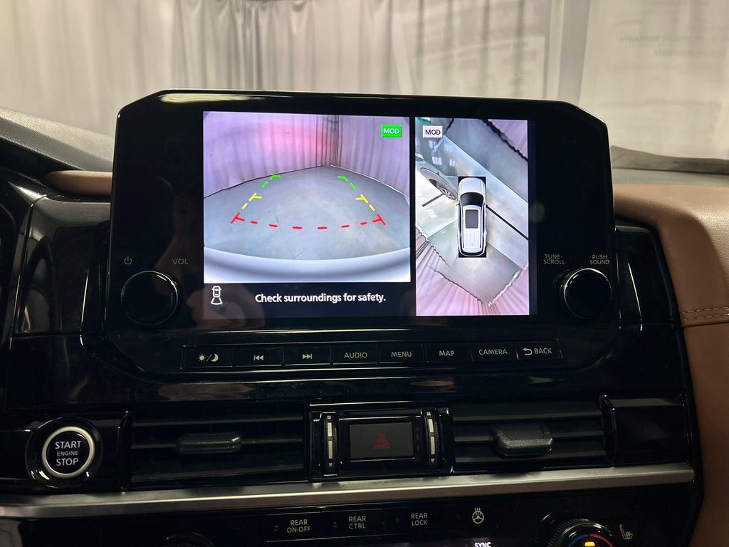 Used 2024 Nissan Pathfinder Platinum w/ Cargo Package image 16