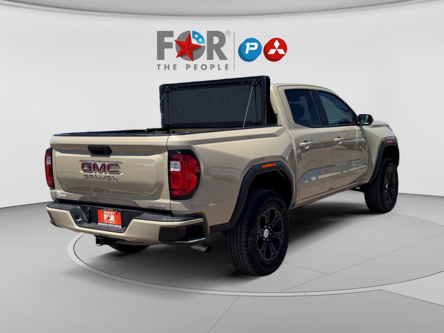 Used 2024 GMC Canyon Elevation w/ Trailering Package RWD image 5