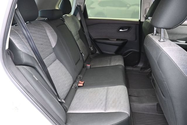 Used 2023 Nissan Rogue SV FWD image 29