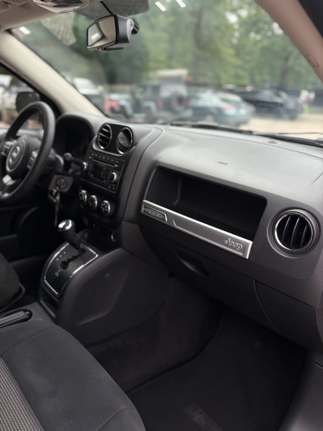 Used 2017 Jeep Compass Sport w/ Power Value Group AWD/4WD image 24