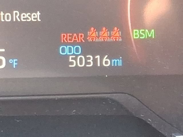 Used 2025 Toyota RAV4 XLE AWD/4WD image 19