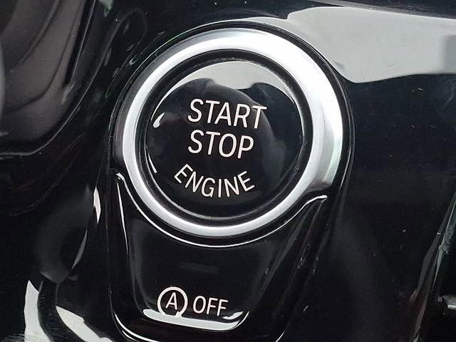 Used 2019 BMW 540i w/ M Sport Package image 22