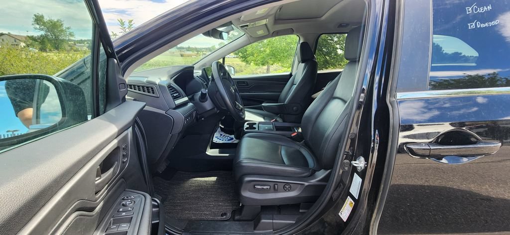 Used 2025 Honda Odyssey EX-L image 3