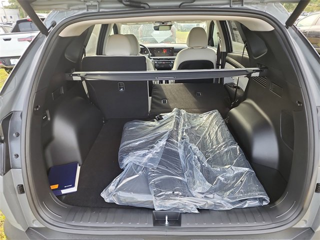 New 2025 Hyundai Tucson Limited image 8