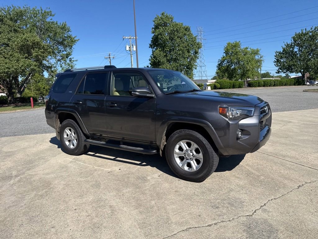 Used 2022 Toyota 4Runner SR5 Premium w/ Moonroof Package AWD/4WD image 2