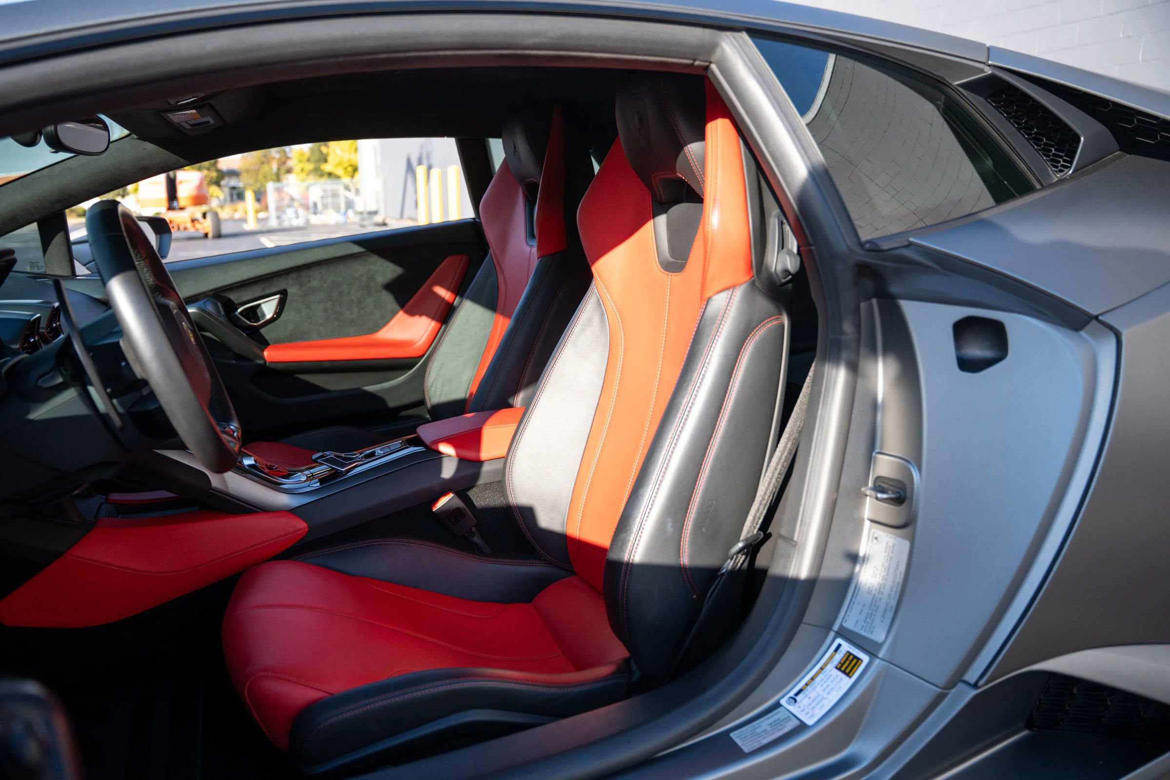 Used 2015 Lamborghini Huracan LP 610-4 image 13