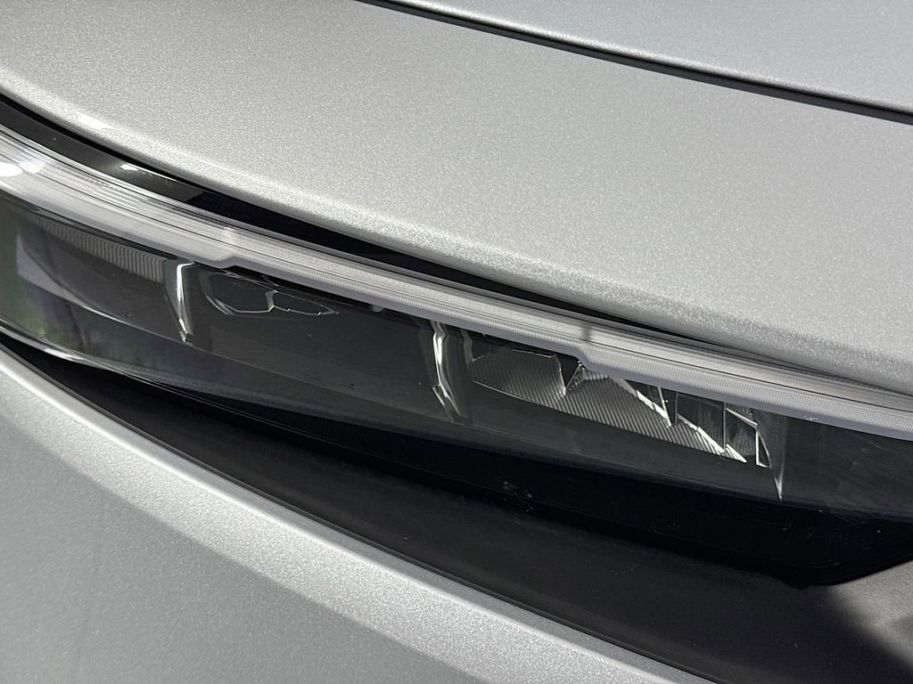 Used 2025 Honda Accord Sport image 41