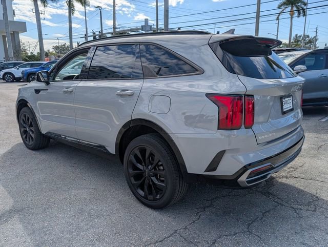 Used 2023 Kia Sorento SX image 5