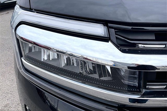 Used 2024 Ford Expedition Limited image 31