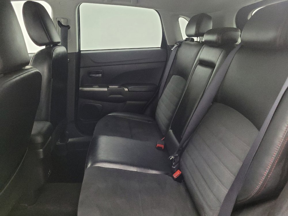Used 2023 Mitsubishi Outlander Sport SE AWD/4WD image 18