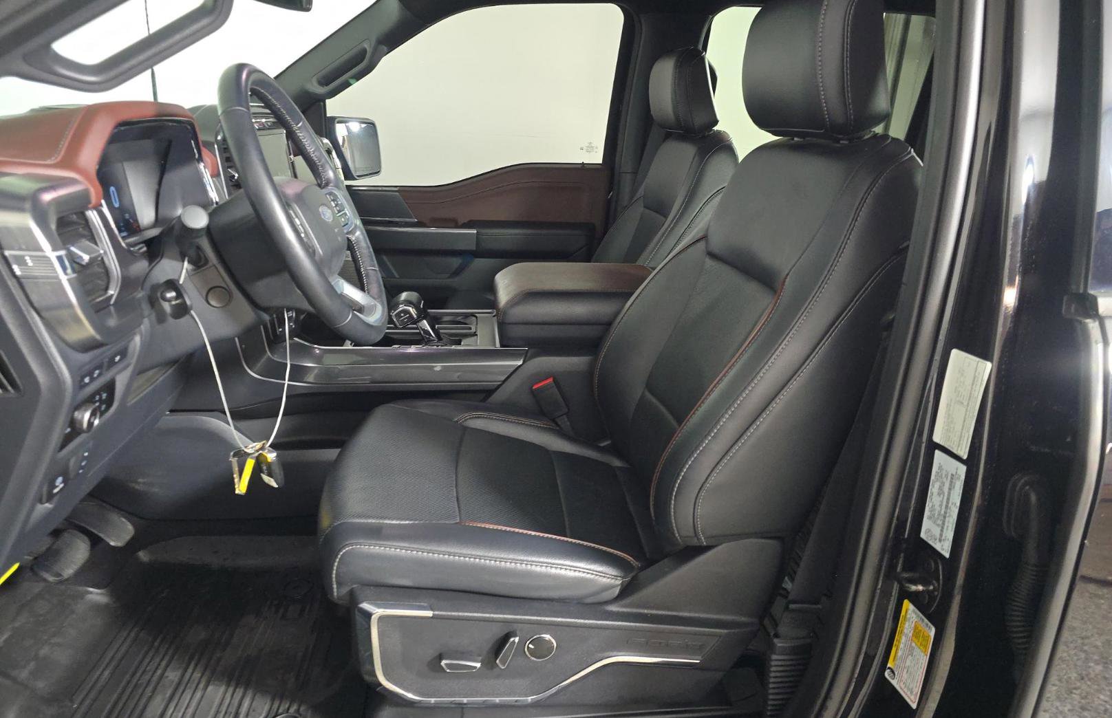 Used 2023 Ford F150 Lariat w/ Equipment Group 502A High image 9