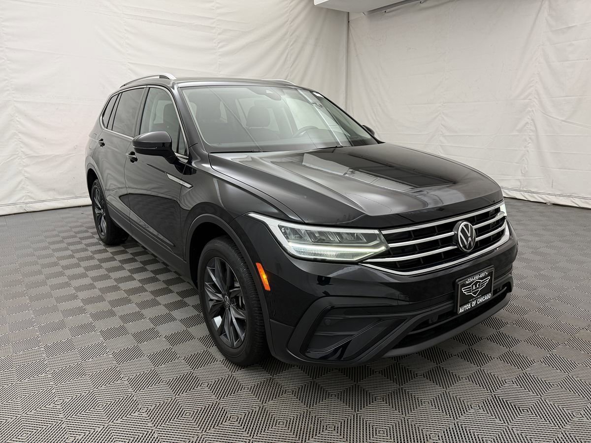 Used 2022 Volkswagen Tiguan SE AWD/4WD image 3