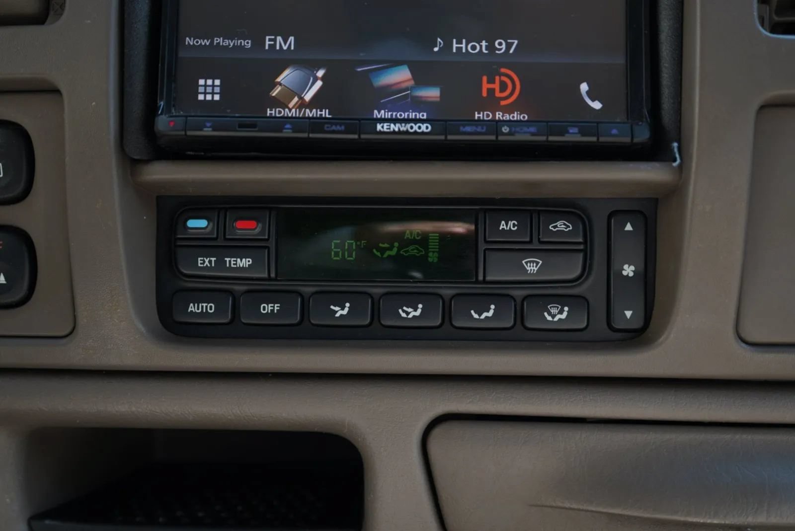 Used 2002 Ford Excursion Limited AWD/4WD image 45