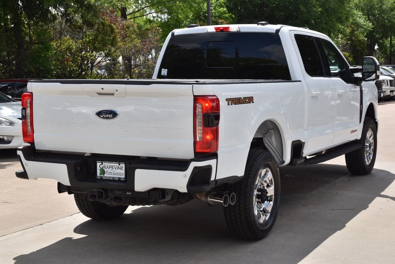 Used 2023 Ford F250 Lariat w/ Lariat Ultimate Package AWD/4WD image 8