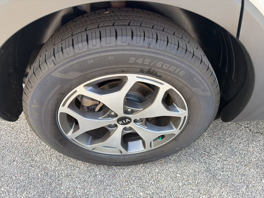 Used 2020 Kia Telluride EX image 10