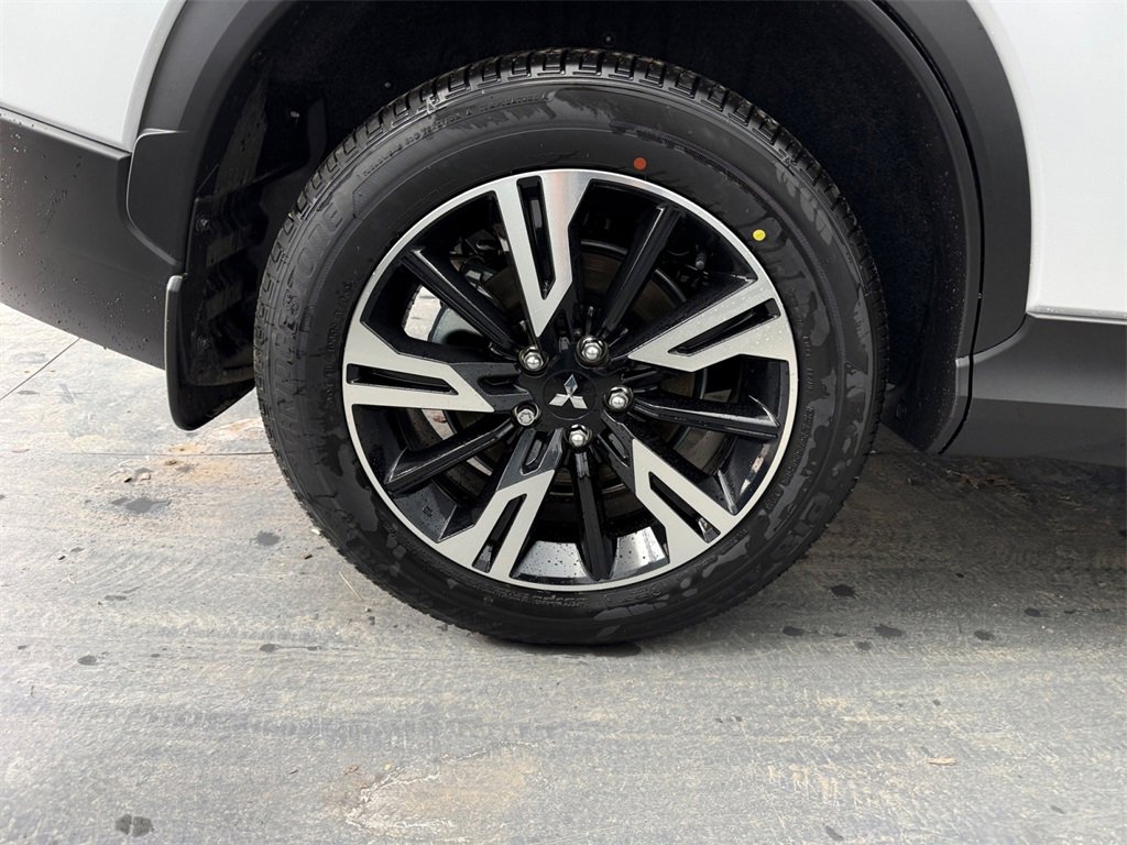 New 2026 Mitsubishi Eclipse Cross SE image 35