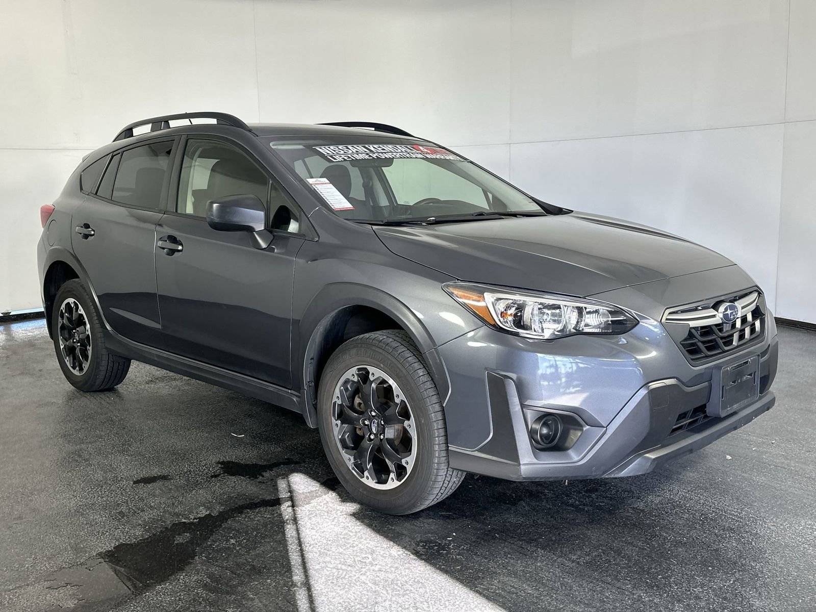 Used 2023 Subaru Crosstrek 2.0i AWD/4WD image 2