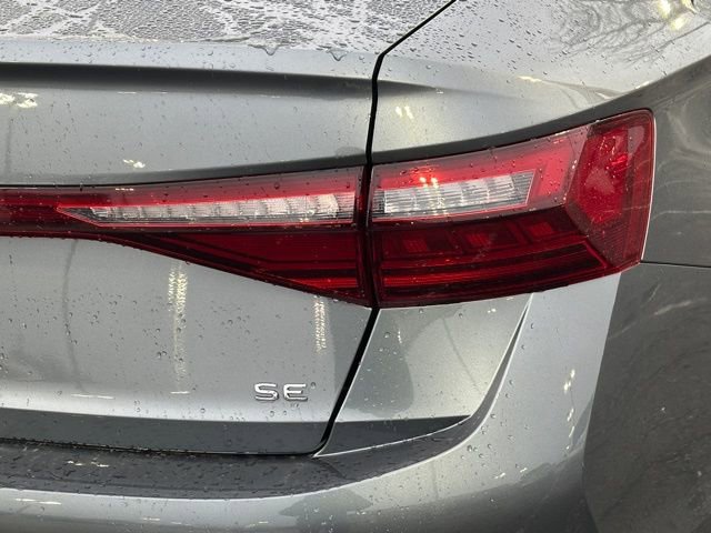 Used 2025 Volkswagen Jetta SE image 15