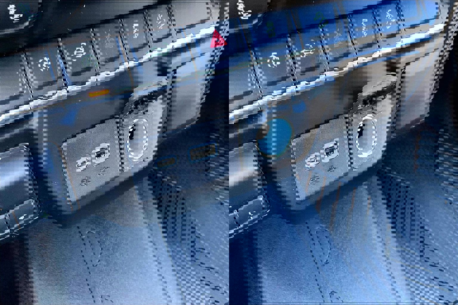 Used 2021 Chevrolet Silverado 1500 RST image 29