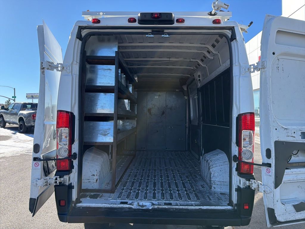 Used 2019 RAM ProMaster 2500 w/ Interior Convenience Group image 25