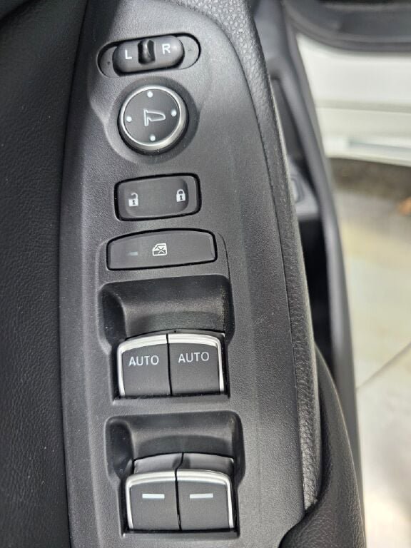 Certified 2021 Honda Accord Touring image 27