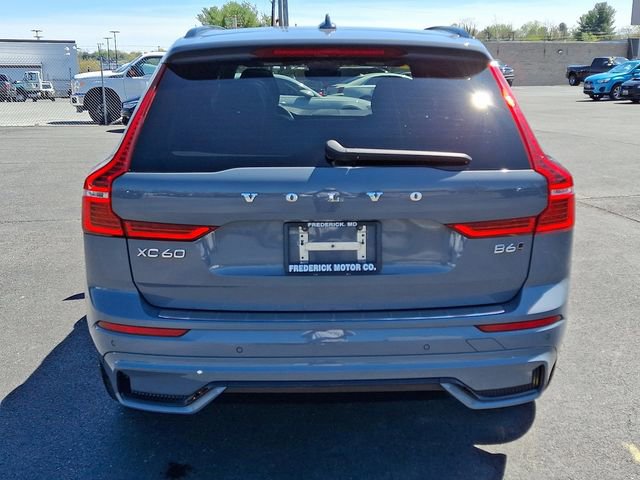 Used 2022 Volvo XC60 B6 R-Design w/ Advanced Package AWD/4WD image 5
